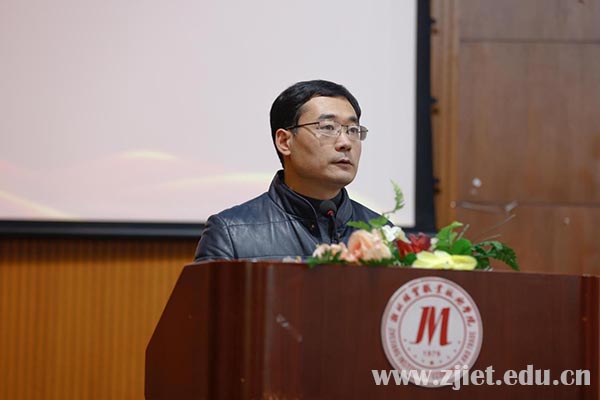 胡小江讲话(水印).jpg